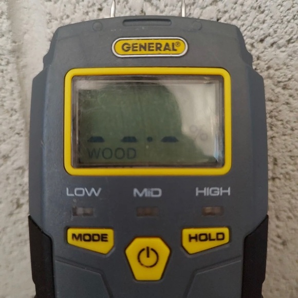 General Tools MMD4E Digital Moisture Meter, Water Leak Detector, Moisture B2 - Picture 3 of 3